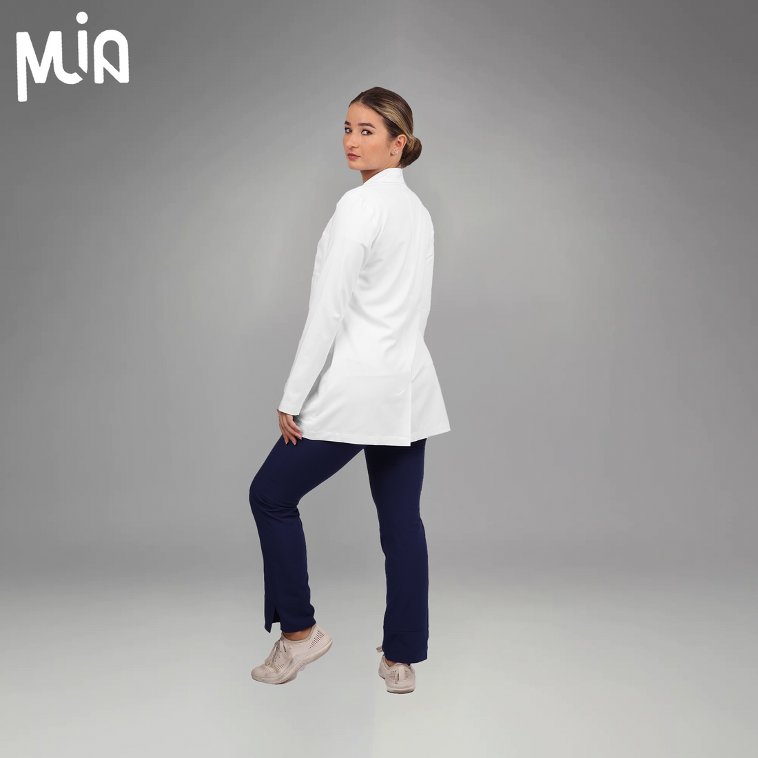 MIA Essence Female Labcoat LC712